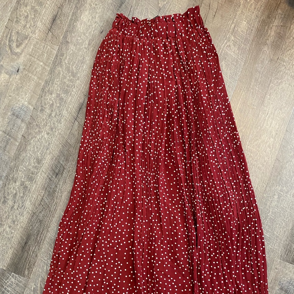 Red maxi skirt ✨